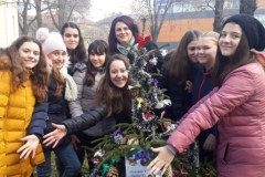 "Коледни елхи на видинските деца и младежи"